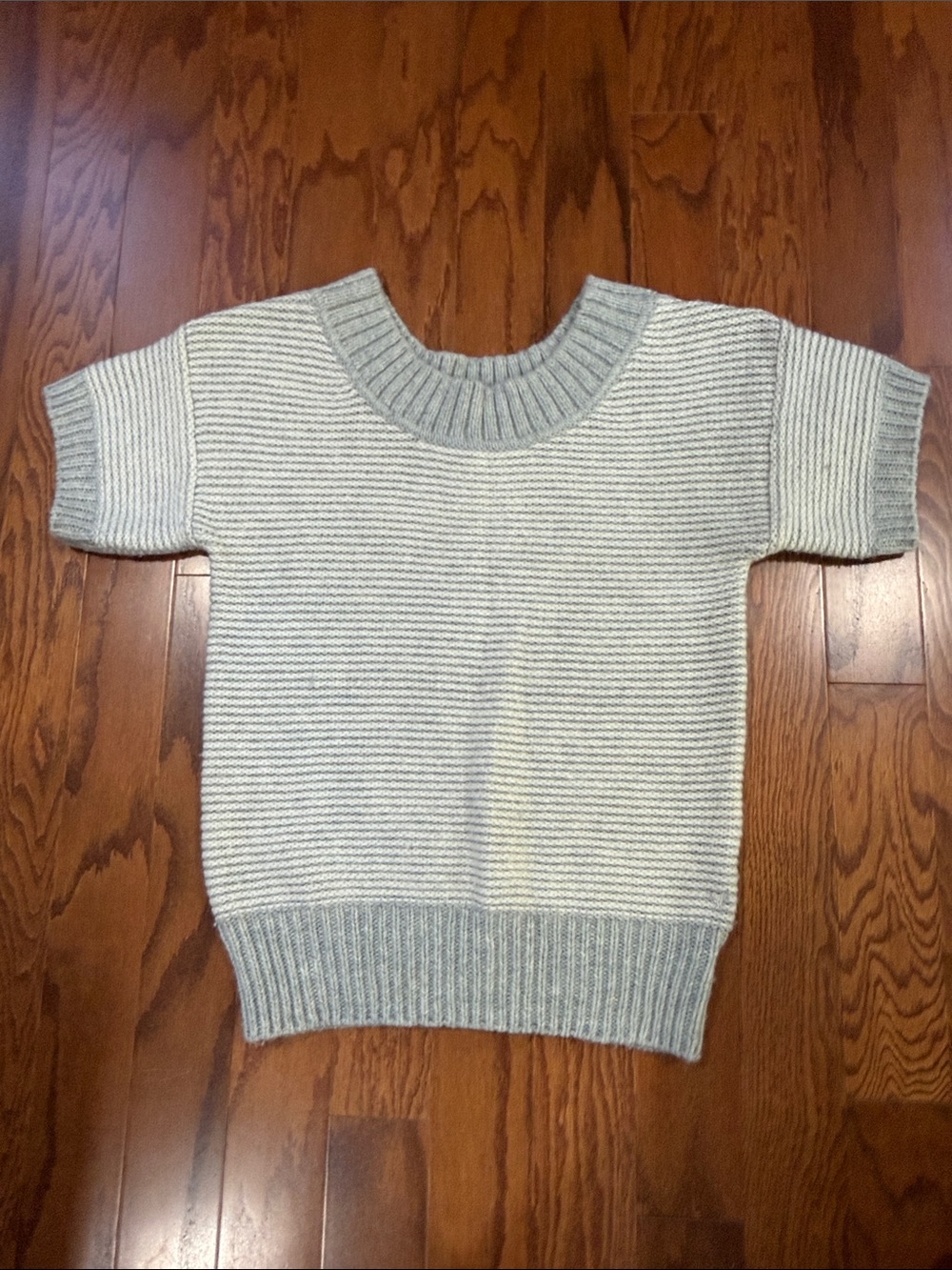 American Eagle Super Soft Contrast Trim Sweater Size M